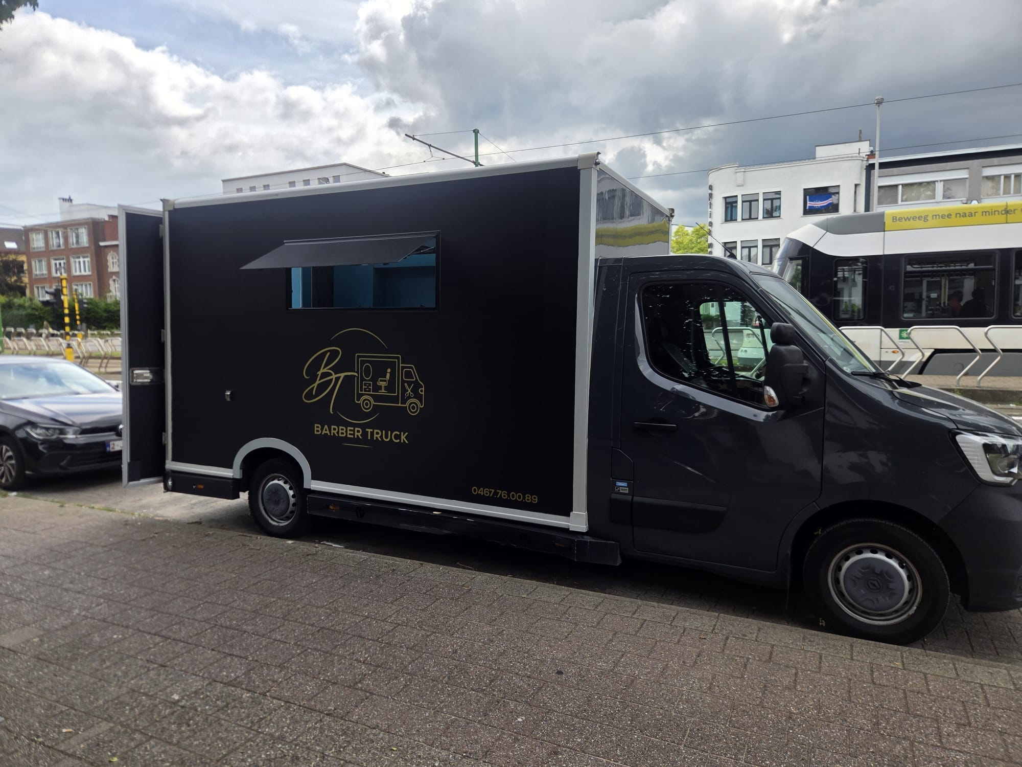 BarberTruck Renault Master mobiele barbershop